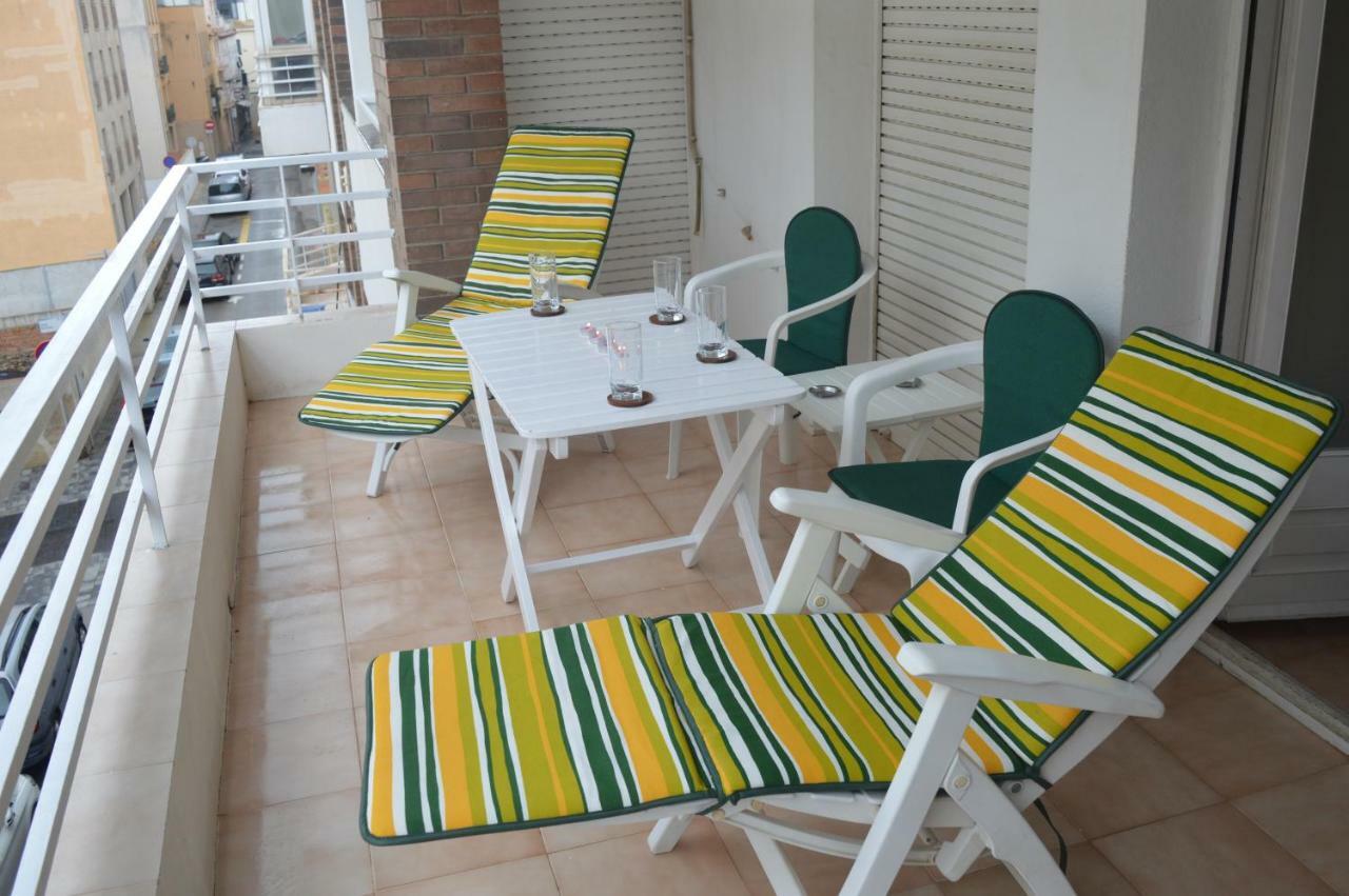 Apartamento Completo 200M Playa Apartment Roses Ngoại thất bức ảnh