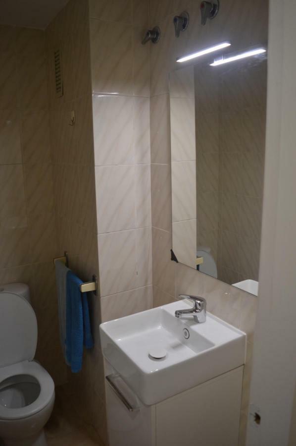 Apartamento Completo 200M Playa Apartment Roses Ngoại thất bức ảnh
